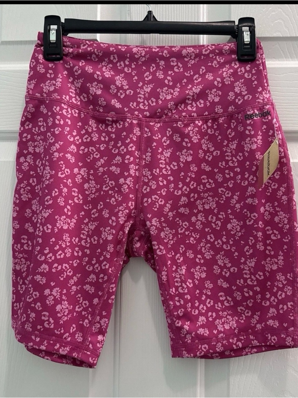 NWT Reebok Women’s Size Medium Pink Flower Print Athletic Bike Shorts